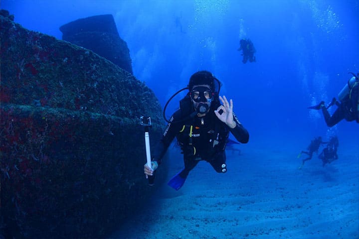 Dive into the deep ocean