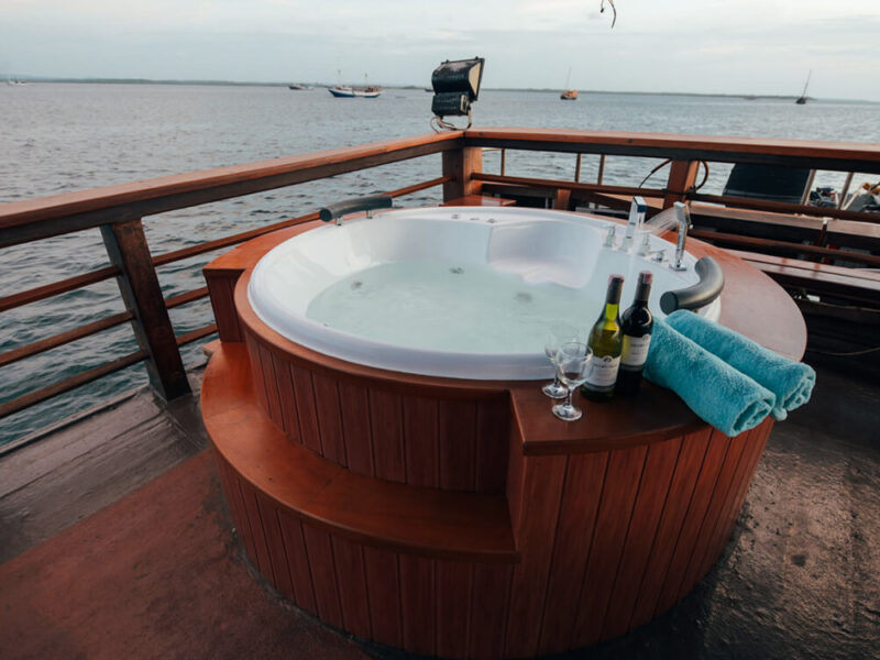 jacuzzi-sea-safari-8