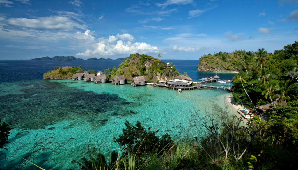 why choose a luxury liveaboard