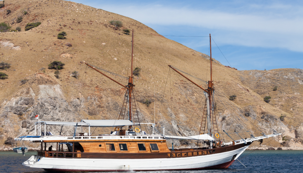 Liveaboard Trip to the Ring of Fire